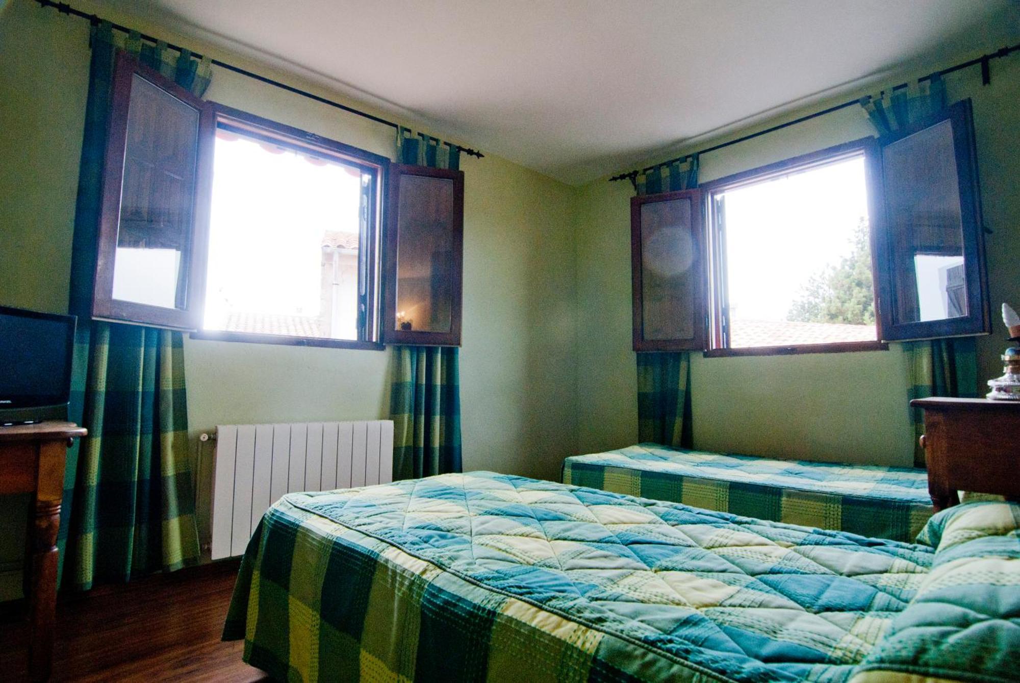 Hotel Hostatgeria Sant Jaume Corachar Esterno foto